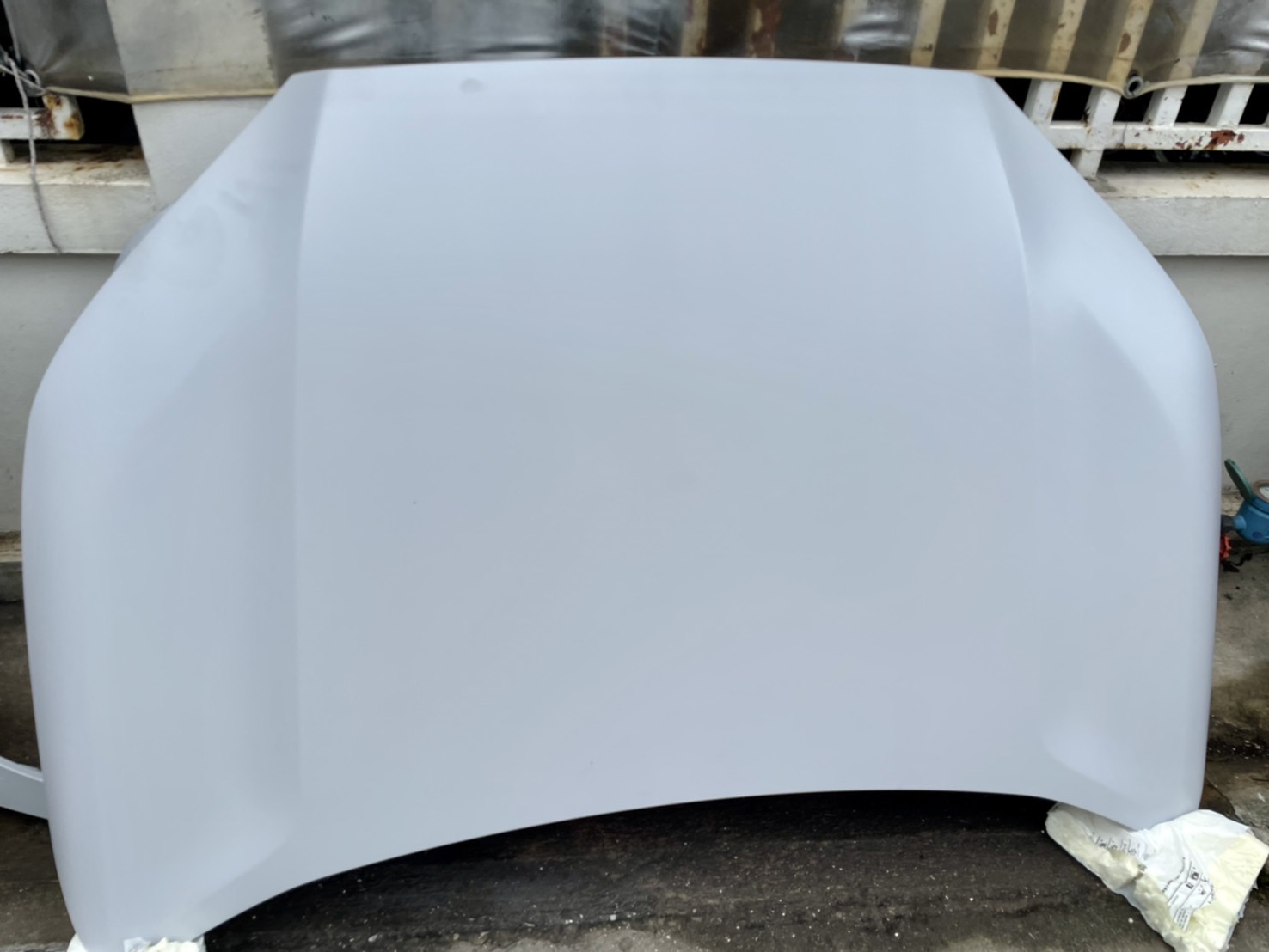 ฝากระโปรงหน้า TOYOTA YARIS CROSS แท้ มือสอง (ต้องนำไปทำสี) รูปที่ 4
